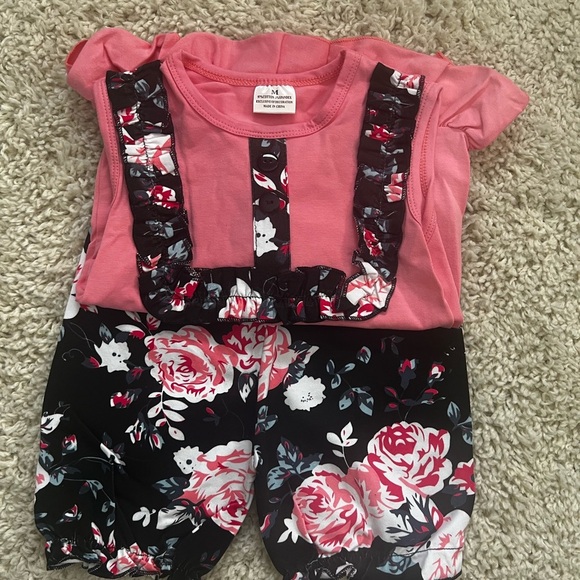 GIRLS 2 PIECE BOUTIQUE SHORT SET NIP SIZE M - Picture 11 of 14